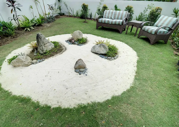 Zerenity & 2* Cebu
